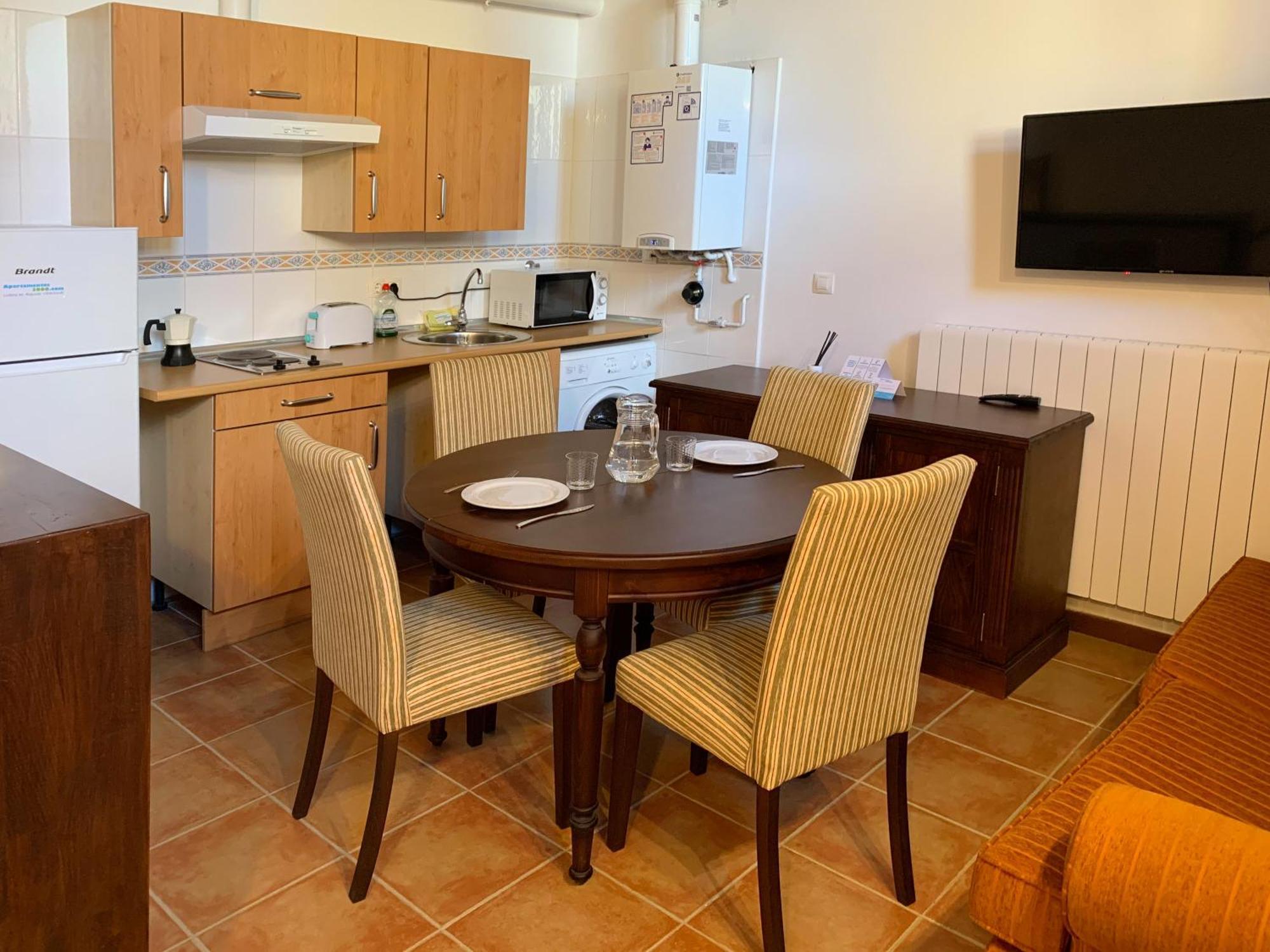 Apartamentos Jaca Badaguas 3000 المظهر الخارجي الصورة